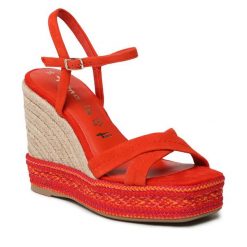 Espadryle Tamaris. Czerwone klapki damskie Tamaris, bez wzorów, bez obcasa, bez zapięcia. Za 189.99 zł.