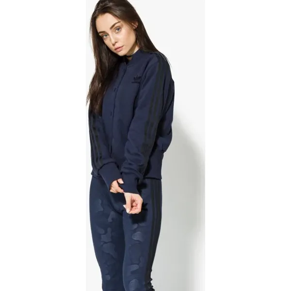 Adidas Kurtka Collegiate Tt , granatowy, rozmiar M. Niebieskie kurtki damskie Adidas, m, bez wzorów, z bawełny, bez kaptura. W wyprzedaży za 229.99 zł.