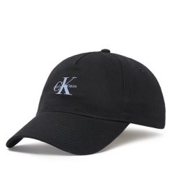 Czapka z daszkiem Calvin Klein. Czarne czapki i kapelusze damskie Calvin Klein, bez wzorów. Za 129.99 zł.