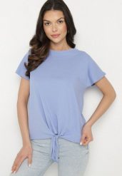 Niebieski T-shirt z Bawełny z Ozdobnym Wiązaniem Sunitra. Niebieskie bluzki damskie Born2be, l, bez wzorów, z bawełny, klasyczne, bez kołnierzyka. Za 29.99 zł.