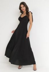 Czarna Rozkloszowana Sukienka Maxi z Wiązanymi Ramiączkami Lisija. Czarne sukienki damskie Born2be, m, bez wzorów, eleganckie, bez kołnierzyka, bez ramiączek, maxi, rozkloszowane. Za 139.99 zł.
