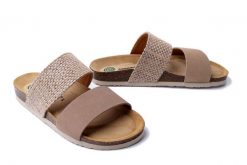 DR. BRINKMANN 700527-08 beige, klapki damskie. Brązowe klapki damskie Dr. Brinkmann, bez wzorów, ze skóry, bez obcasa. Za 204.90 zł.