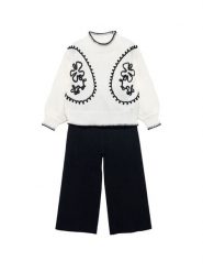 Abel & Lula Komplet sweter i spodnie materiałowe 5729 Czarny Regular Fit. Czarne spodnie materiałowe dla dziewczynek Abel & Lula, bez wzorów, z materiału. Za 359.99 zł.