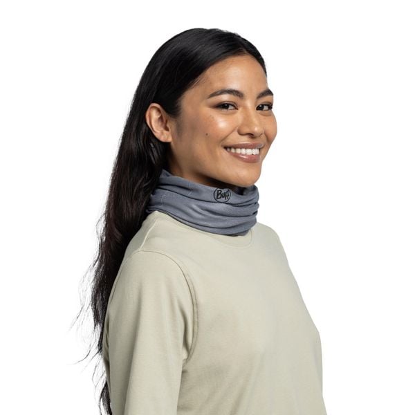 Komin na szyję - Bandana BUFF Coolnet UV® Solid. Szare szaliki męskie Buff, na lato, bez wzorów, z elastanu. Za 99.90 zł.