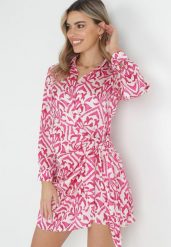 Fuksjowa Kopertowa Sukienka z Wiązaniem Pitville. Czerwone sukienki damskie Born2be, l, bez wzorów, bez kołnierzyka, bez ramiączek, mini, kopertowe. Za 119.99 zł.
