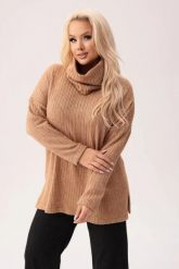 Musztardowy sweterek Bianka - uniwersalny i stylowy z możliwością noszenia jako bluzka lub golf PLUS SIZE XXL. Bluzki damskie Moda Size Plus Iwanek, l, bez wzorów, z elastanu, eleganckie, bez kołnierzyka, plus size, bez ramiączek. W wyprzedaży za 159.90 zł.