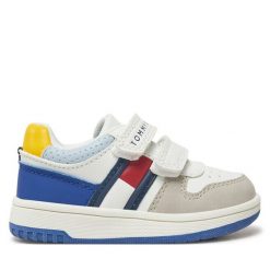 Sneakersy Tommy Hilfiger. Białe trampki i tenisówki chłopięce Tommy Hilfiger, bez wzorów, bez zapięcia. Za 189.99 zł.