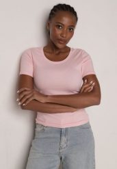 Różowy Prążkowany T-shirt Ozdobiony po Bokach Marszczeniem Nedisa. Czerwone bluzki damskie Born2be, m, bez wzorów, z jeansu, bez kołnierzyka, bez ramiączek. Za 49.99 zł.