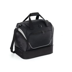 Torba sportowa z kieszeniami Quadra Hardbase. Czarne torby i plecaki dziecięce QUADRA. Za 258.50 zł.