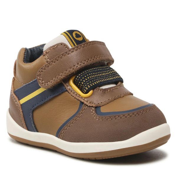 Sneakersy Mayoral. Brązowe półbuty chłopięce Mayoral, bez wzorów, bez zapięcia. Za 159.99 zł.