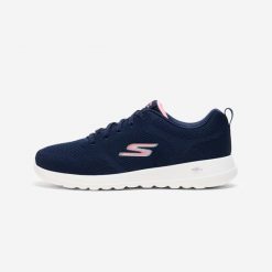 Sneakersy do chodzenia damskie Go walk Joy. Obuwie sportowe damskie Skechers, bez wzorów, trekkingowe. W wyprzedaży za 199.99 zł.