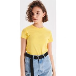 Koszulka z krótkim rękawem - Żółty. T-shirty damskie Cropp. W wyprzedaży za 9.99 zł.