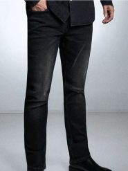 Jeansy regular fit - czarny. Czarne jeansy męskie Sinsay. Za 79.99 zł.
