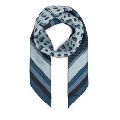 Chusta BOSS. Niebieskie szaliki i chusty damskie Boss, bez wzorów. Za 549.99 zł.