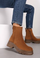 Brązowe Casualowe Botki z Ekozamszu na Platformie Naolara. Brązowe botki damskie Renee, z jeansu, eleganckie, bez obcasa, na platformie, bez zapięcia. Za 129.99 zł.