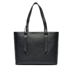 Torebka Coccinelle. Czarne torebki do ręki damskie Coccinelle, bez wzorów, bez dodatków. Za 1,399.00 zł.