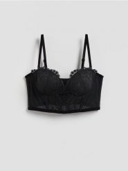 Biustonosz z koronką - czarny. Czarne biustonosze Reserved, bez wzorów, z koronki. Za 99.99 zł.