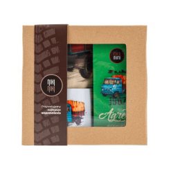 Żuk — paczka (Zawartość paczki: koszulka - torba - kubek - słodycze; Rozmiar koszulki / bluzy: 4XL (męska); Kolor koszulki / bluzy: biały; Rodzaj nadr. Białe bluzy męskie nikiniki, m, bez wzorów, z bawełny, bez kaptura. Za 169.00 zł.