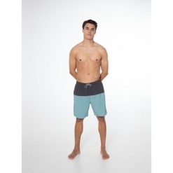 Szorty kąpielowe męskie Protest PRTBOYDIN. Niebieskie kąpielówki męskie Protest, m, bez wzorów, krótkie. W wyprzedaży za 159.90 zł.