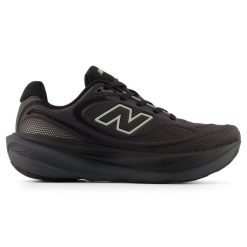 Buty damskie New Balance Infinion 1080 v15 W10803AW – czarne. Czarne obuwie sportowe damskie New Balance, bez wzorów, do biegania. Za 849.99 zł.