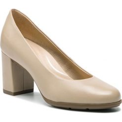 Półbuty GEOX - D New Annya A D92C8A 000KF C5000 Beige. Półbuty damskie marki Geox. Za 429.00 zł.