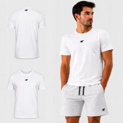 T-SHIRT MĘSKI 4F KOSZULKA BAWEŁNIANA KOLEKCJA LIMITOWANA M3947 SS26. Niebieskie koszulki sportowe męskie 4f, m, bez wzorów, z bawełny, bez kołnierzyka, bez ramiączek, na fitness i siłownię. Za 54.99 zł.