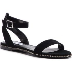 Sandały STEVE MADDEN - Salute SM11000406-03002-015 Black Suede. Czarne klapki damskie Steve Madden, bez wzorów, ze skóry ekologicznej, bez obcasa, na obcasie, bez zapięcia. W wyprzedaży za 299.00 zł.