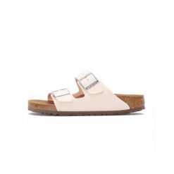 Klapki damskie Birkenstock Arizona Vegan BF. Brązowe klapki damskie Birkenstock, bez wzorów, z materiału, bez obcasa. Za 459.75 zł.