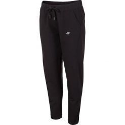 Spodnie dresowe damskie SPDD291 - głęboka czerń. Spodnie dresowe damskie marki 4f. Za 139.99 zł.