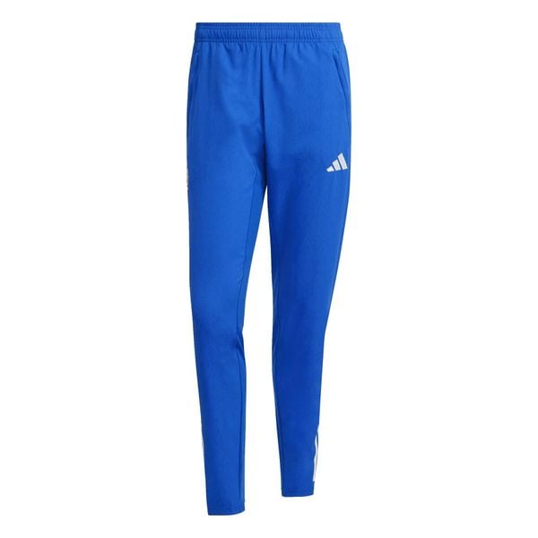 Spodnie dresowe Prematch Real Madrid EU 2025/26. Niebieskie spodnie sportowe męskie Adidas, l, bez wzorów, z dresówki, na fitness i siłownię. Za 241.00 zł.