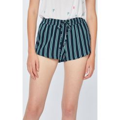 Tally Weijl - Szorty. Szorty damskie marki TALLY WEIJL. W wyprzedaży za 24.90 zł.