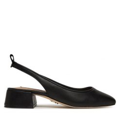 Sandały Steve Madden. Czarne sandały damskie Steve Madden, bez wzorów, bez obcasa, na słupku, bez zapięcia. Za 269.99 zł.