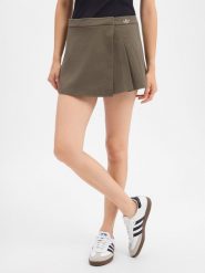 Adidas Originals Mini spódniczka Kobiety zielony, 36. Zielone spódnice damskie adidas Originals, bez wzorów, z syntetyku, mini, proste. Za 239.95 zł.