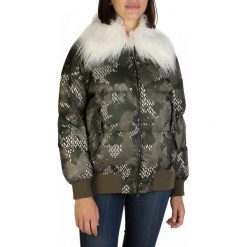 Blauer Giacca 3096. Kurtki damskie Blauer, na jesień, s, bez wzorów, z futra, długie, bez kaptura. Za 3.00 zł.