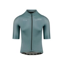 Koszulka rowerowa męska X-Bionic Corefusion Ride Jersey Blue. Niebieskie buty sportowe męskie XBIONIC, m, bez wzorów, z jersey, bez kołnierzyka, bez ramiączek, rowerowe. W wyprzedaży za 525.00 zł.