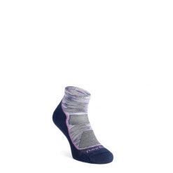Skarpety merino damskie Darn Tough Light Hiker 1/4 Lightweight with Cushion. Fioletowe skarpety damskie DARN TOUGH, bez wzorów. Za 146.99 zł.