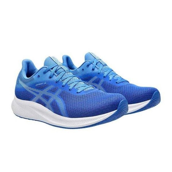 Trampki Męskie Patriot. Niebieskie trampki męskie Asics, bez wzorów, z gumy, klasyczne, bez zapięcia. Za 324.99 zł.