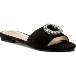 Klapki GUESS - Reed FLRED1 SUE19 BLACK. Klapki damskie marki Guess. W wyprzedaży za 329.00 zł.