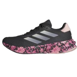 Buty do biegania adidas Supernova Stride IE1071 czarne. Czarne obuwie sportowe damskie bez wzorów, z gumy, do biegania. W wyprzedaży za 603.90 zł.
