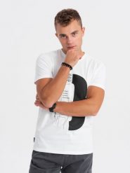 T-shirt męski bawełniany z nadrukiem - biały V1. Białe t-shirty męskie Ombre Clothing, m, bez wzorów, z bawełny, bez kołnierzyka. W wyprzedaży za 43.75 zł.