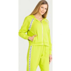 BLUZA U&B Twinset. Białe bluzy damskie Twinset U&B, l, bez wzorów, z bawełny, z kapturem. Za 419.40 zł.