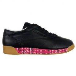 Buty do chodzenia damskie Reebok Freestyle Low Old Meets. Czarne obuwie sportowe damskie Reebok, bez wzorów, z materiału, trekkingowe, Reebok Classic. Za 246.00 zł.