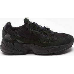 Sneakersy damskie zamszowe Adidas Falcon W G26880 - czarny. Czarne obuwie sportowe damskie Adidas, bez wzorów, z zamszu. Za 399.99 zł.