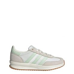 Buty RUN 70s 2.0. Białe obuwie sportowe damskie Adidas, trekkingowe. W wyprzedaży za 277.00 zł.