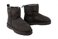 EMU AUSTRALIA Sharky Mini W12434 dark olive/black, botki damskie. Zielone botki damskie Emu Australia, z gumy, bez obcasa, bez zapięcia. Za 699.90 zł.