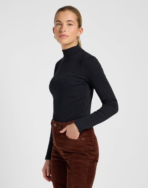 DAMSKA KOSZULKA LEE MOCK NECK BLACK 112370949. Czarne bluzki damskie Lee, xs, bez wzorów, bez kołnierzyka, bez ramiączek. Za 109.99 zł.