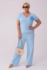 Błękitny komplet dresowy Róża - bluzka + długie spodnie PLUS SIZE XXL LATO. Niebieskie bluzki damskie Moda Size Plus Iwanek, l, bez wzorów, z bawełny, bez kołnierzyka, plus size, bez ramiączek. Za 289.90 zł.