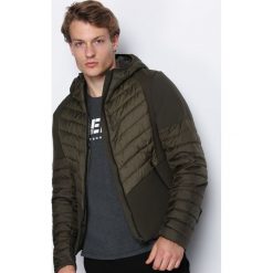 Ciemnozielona Kurtka Little Closer. Czarne kurtki męskie Born2be. Za 114.99 zł.