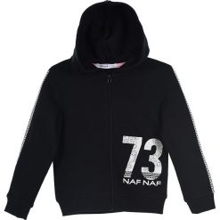 Bluza w kolorze czarnym. Czarne bluzy dla dziewczynek Daniel Hechter, Naf Naf Kids, bez wzorów, bez ramiączek, bez kaptura. W wyprzedaży za 49.95 zł.