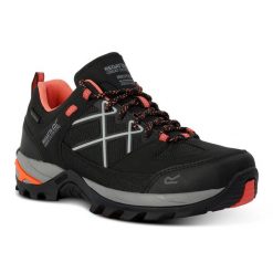 Damskie Buty Do Chodzenia Samaris III Low. Brązowe obuwie sportowe damskie Regatta, bez wzorów, trekkingowe. Za 321.99 zł.